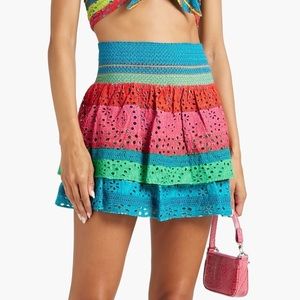 𝗮𝗹𝗶𝗰𝗶𝗮 + 𝗼𝗹𝗶𝘃𝗶𝗮 Bethie Smocked Tiered Mini Skirt
